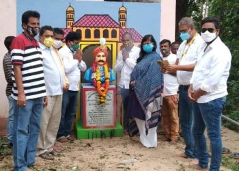 ଇଦୁଡୀ ଗ୍ରାମ ଠାରେ ମହାରାଜା ଶ୍ରୀ କୃଷ୍ଣ ଚନ୍ଦ୍ର ଗଜପତିଙ୍କ ମହାପ୍ରୟାଣ ଦିବସ ପାଳିତ