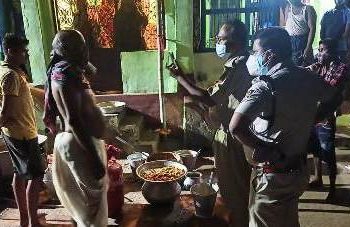 ଭୋଜି ବନ୍ଦ କଲା ପୁଲିସ ପ୍ରଶାସନ : ୫ ହଜାର ଜୋରିମାନା ଆଦାୟ