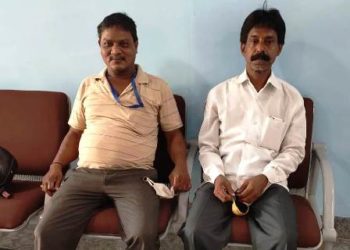 କରୋନା କାଳରେ ଦୁଇ ତହସିଲ କର୍ମଚାରୀଙ୍କ ପ୍ଳାଜମା ଦାନ