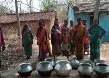 ଜିଲ୍ଲାପାଳ ଙ୍କ ନିର୍ଦ୍ଦେଶ କୁ ଅବମାନନା କଲେ ବ୍ଲକ ପଞ୍ଚାୟତ କର୍ତ୍ତୃପକ୍ଷ ; ପାନୀୟ ଜଳ ପାଇଁ ହନ୍ତ ସନ୍ତ ଗରିବ ଲୋକ