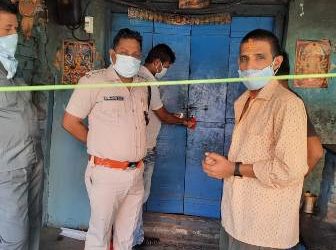 ୨ ଦୋକାନକୁ ସିଲ କଲା ପୁଲିସ ପ୍ରଶାସନ : ୧୨ ହଜାର ଟଙ୍କା ଜରିମାନା ଆଦାୟ