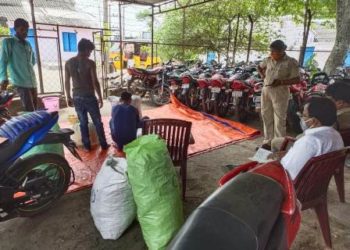 ଅଟୋ ସହ ୫୪ କେଜି ଗଞ୍ଜେଇ ଜବତ, ଜଣେ ଗିରଫ