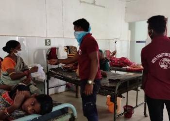 ସେବା ଚେରି ଟେବୁଲ୍ ଟ୍ରଷ୍ଟ ସଭାପତି ସୁନୀଲ ସିଂ ଙ୍କ ଜନ୍ମ ଦିନ ଅବସରରେ ଡାକ୍ତରଖାନା ରେ ଫଳ ବଣ୍ଟନ