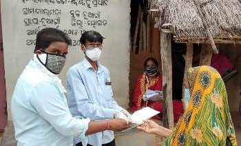 ଖାଲମଡ଼ା ଗ୍ରାମ ରେ ୨୧୮ ଜଣ ଯୋଗ୍ୟ ହିତାଧିକାରୀ ପାଇଲେ ତିନି ମାସର ଭତ୍ତା