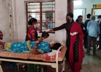 ସେବା ଚେରିଟେବୁଲ ଟ୍ରଷ୍ଟ ତରଫରୁ ପାଟଣାଗଡ଼ ଏବଂ ବେଳପଡା ଡାକ୍ତରଖାନା ରେ ରନ୍ଧାଖାଦ୍ୟ ବଣ୍ଟନ