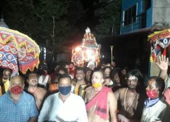 ବାଙ୍କୀ ରେ ସେବାୟତ ଙ୍କ ଦ୍ୱାରା ବିଧିରେ ସମ୍ପନ୍ନ ହେଲା ଚନ୍ଦନ ଯାତ୍ରା
