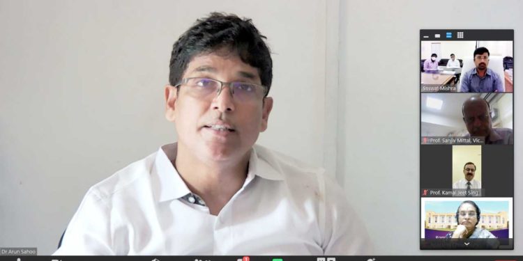 ୟୁଜି ଓ ପିଜି ଶେଷ ବର୍ଷ/ଫାଇନାଲ ସେମିଷ୍ଟାର ପରୀକ୍ଷା ଜୁଲାଇ/ଅଗଷ୍ଟ ମାସରେ ଅନ୍‌ଲାଇନ୍‌ରେ ହେବ