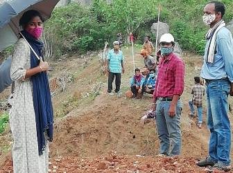 ଆନ୍ଧ୍ର କରୁଥିବା କାମକୁ ଅଚାନକ ଗସ୍ଥ କରି ବନ୍ଦ କଲେ ରାୟଗଡ ତହସିଲଦାର