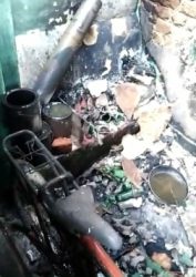 ଗ୍ୟାସ ଟାଙ୍କି ରେ ନିଆଁ ଲାଗିବାରୁ ଭାଙ୍ଗିଗଲା ଘର ନିଆଁ କୁ ଆୟତ୍ତ କଲା ଅଗ୍ନିଶମ ବିଭାଗ