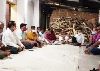 ଦ୍ଵିତୀୟ ଶ୍ରୀକ୍ଷେତ୍ର ରଣପୁରରେ ରଥଯାତ୍ରା କରିବା ପାଇଁ : ହାତରେ ଫ୍ଲା’ କାର୍ଡ ଧରି ବଡ଼ଦାଣ୍ଡ ରେ ଶୋଭାଯାତ୍ରା