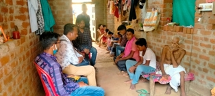 ମାଇକେଲ ବିଅର କମ୍ପାନୀ ରେ ଶ୍ରମିକ ମୃତ୍ୟୁ ଘଟଣା ସମବେଦନା ସହ ନ୍ୟାୟ ପାଇଁ ପରିବାର ବର୍ଗଙ୍କ ପଛରେ ଠିଆ ହେବ ବୋଲି ପ୍ରତିଶ୍ରୁତି ଦେଲା କୋଶଲ କମିଟି