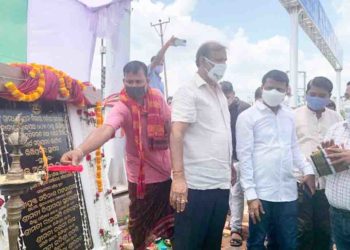 ଏକାମ୍ର ରେ ବିଭିନ୍ନ ପ୍ରକଳ୍ପର ଶୁଭାରମ୍ଭ – ମନ୍ତ୍ରୀ ଅଶୋକ ଚନ୍ଦ୍ର ପଣ୍ଡାଙ୍କ ଦ୍ଵାରା ଶିଳାନ୍ୟାସ ଓ ଉଦ୍ଘାଟନ