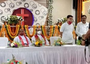 ବରଗଡ଼ ସହର ଗାନ୍ଧୀ ନଗର ଠାରେ : ନୂତନ ଗୀର୍ଜା ଘର ଉଦଘାଟିତ – ବିଧାୟକ ଦେବେଶ ଆଚାର୍ଯ୍ୟ