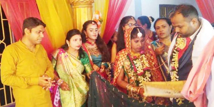 କସ୍ତୁରବା ଗାନ୍ଧୀ ମାତୃନିକେତନରେ ନିଆରା ବାହାଘର