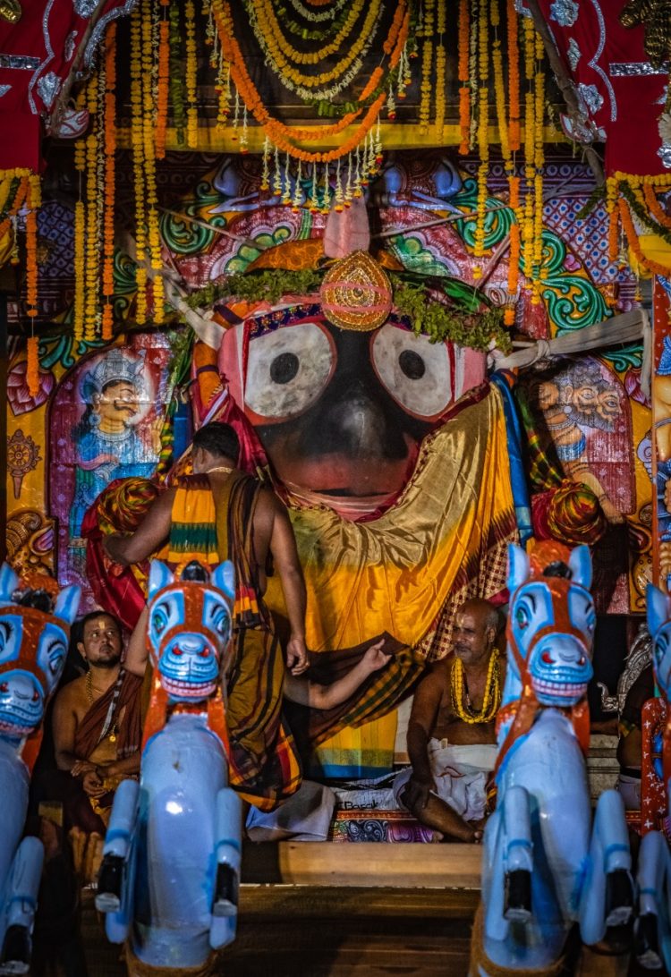 ଜାଣନ୍ତୁ ଗୁରୁବାର ଆପଣଙ୍କର ଆଜିର ରାଶିଫଳ