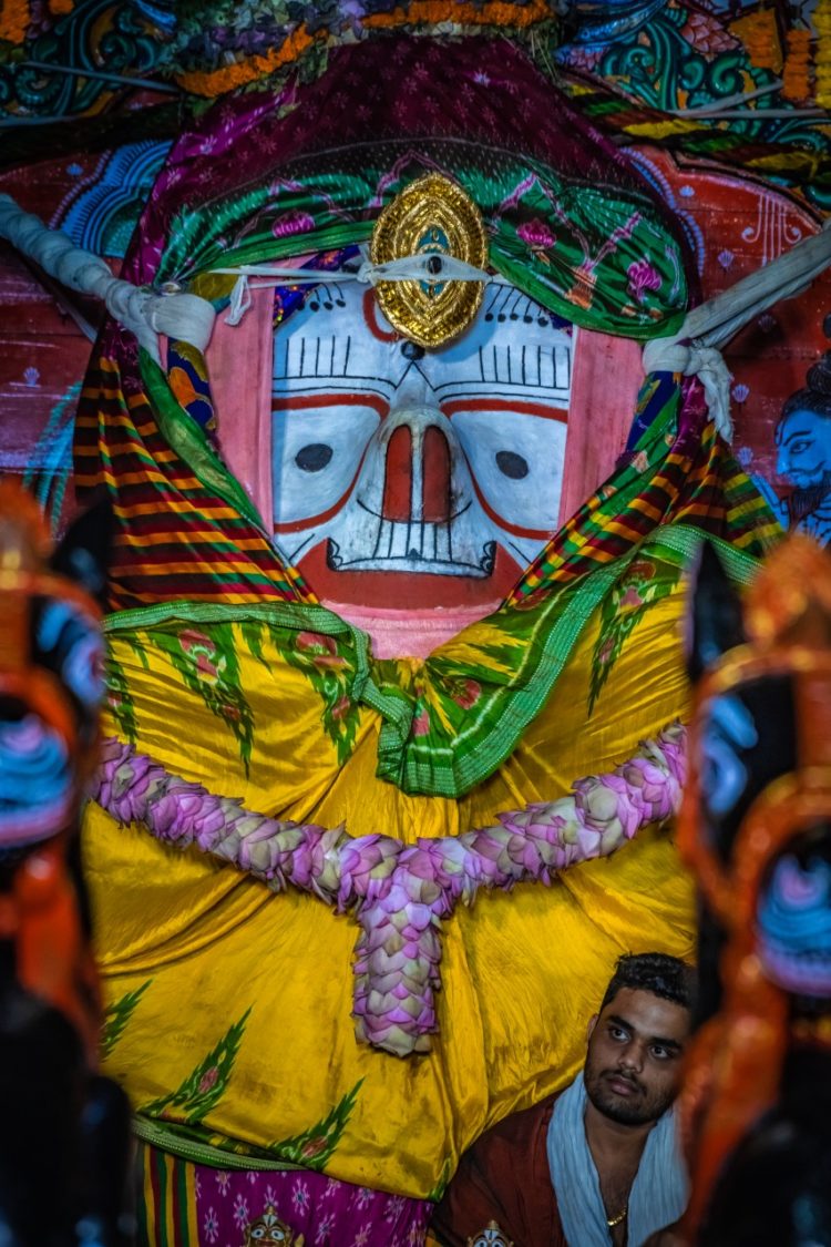 ଜାଣନ୍ତୁ ଗୁରୁବାର ଆପଣଙ୍କର ଆଜିର ରାଶିଫଳ