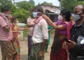 ଧନେଶ୍ୱର ଓ ଖାରଜବଟିରା ଅଙ୍ଗନବାଡି ପକ୍ଷରୁ କରୋନା ସଚେତନତା ଅଭିଯାନ