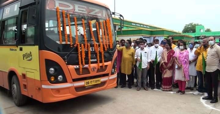 ନୂତନ ଘରୋଇ ବସଷ୍ଟାଣ୍ଡରୁ ପବିତ୍ର ବାହୁଡ଼ା ରୁ ବସ୍ ଗଡିଲା