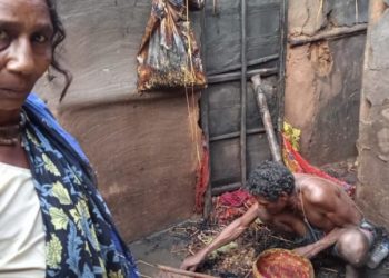 ବାଲିଗୁଡା : ପୁଅ ଝିଅଙ୍କୁ କୂଅକୁ ଠେଲି ମା’ର ଆତ୍ମହତ୍ୟା ପାଇଁ ଉଦ୍ୟମ