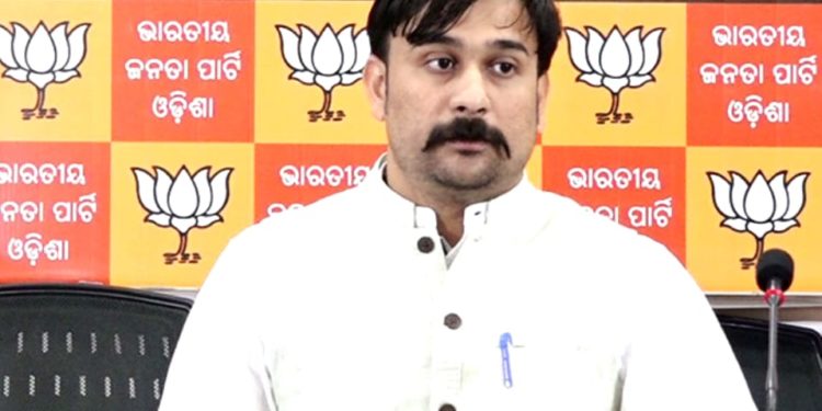 ଆସନ୍ତା ୧୬ରୁ ୨୦ ତାରିଖ ଯାଏଁ ରାଜ୍ୟର ସମସ୍ତ ଜିଲ୍ଲା ମୁଖ୍ୟାଳୟରେ କ୍ୟାଣ୍ଡଲ ଶୋଭାଯାତ୍ରା କରିବ ଯୁବମୋର୍ଚ୍ଚା : ଇରାସିସ୍ ଆଚାର୍ଯ୍ୟ