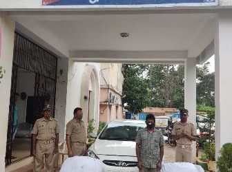 ବେଆଇନ ଗଞ୍ଜେଇ ଚୋରାଚାଲାଣ ବେଳେ ବାଇକ ସହ ଜଣେ ଗିରଫ : କୋର୍ଟ ଚାଲାଣ