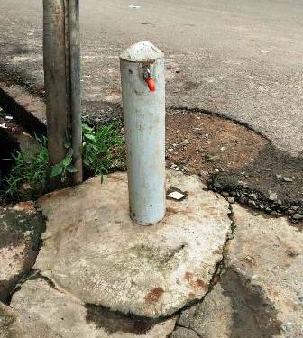 ହିଞ୍ଜିଳିକାଟୁ ପୋୖରାଞ୍ଚଳରେ ପାନୀୟ ଜଳଯୋଗାଣରେ ଅବ୍ୟବସ୍ଥା କଳ ଅଛି ଜଳ ନାହିଁ : ବିଭାଗୀୟ କାର୍ଯ୍ୟାଳୟ ଘେରାଉ ପାଇଁ ସଜବାଜ