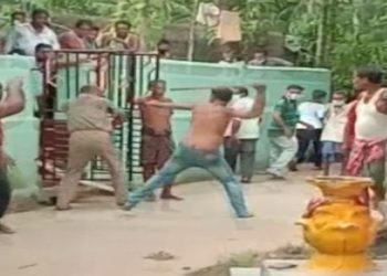 ମନ୍ଦିରରୁ ଚୋରି ଘଟଣାରେ ଅଭିଯୁକ୍ତକୁ ଧରିବାକୁ ଯାଇ : ଅଭିଯୁକ୍ତ ଠାରୁ ଓଲଟା ନିସ୍ତୁକ ମାଡ଼ ଖାଇଛି ତିର୍ତ୍ତୋଲ ପୋଲିସ