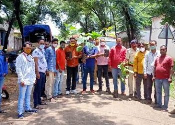 ବାଲିଗୁଡା : ଫ୍ରଣ୍ଟ୍ ଲାଇନ୍ ମିଡିଆ ଆସୋସିଏସନ୍ ପକ୍ଷରୁ ପଥପାର୍ଶ୍ବରେ ବୃକ୍ଷ ରୋପଣ