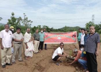 ଭାରତ ବିକାଶ ପରିଷଦ ଦ୍ବାରା ବୃକ୍ଷ ରୋପଣ