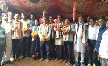 ଗଜପତି ଜିଲ୍ଲା ରାୟଗଡ଼ ବ୍ଲକ ଅନ୍ତର୍ଗତ କଇଁପୁର ପଞ୍ଚାୟତର କଳିଙ୍ଗ ଗ୍ରାମ ରେ କଂଗ୍ରେସଦଳର କର୍ମୀ ସମିଳନୀସହ ମିଶ୍ରଣ ପର୍ବ ଅନୁଷ୍ଠିତ ବିଜେଡ଼ି ଓ ବିଜେପି ଦଳର ବହୁ କର୍ମୀ କଂଗ୍ରେସ ଦଳରେ ଯୋଗଦାନ