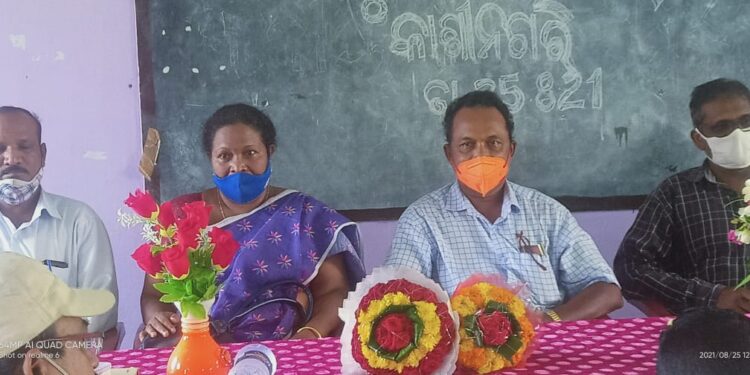 କାଶୀନଗର ବ୍ଲକ ରେ ନୂଆଁ ଗୋଷ୍ଠି ଶିକ୍ଷା ଅଧିକାରୀ ଭାବେ ଆଦିକନ୍ଦ ଗୋମଙ୍ଗଙ୍କ ଯୋଗଦାନ ଓ ଦାୟିତ୍ଵ ଗ୍ରହଣ