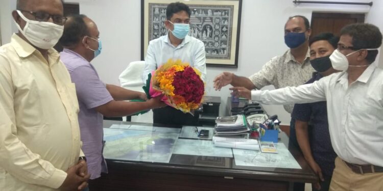 ଇଷ୍ଟକୋଷ୍ଟ ରେଲୱେରେ ଦୁଇ ନୂଆ ମଣ୍ଡଳ ଅଧିକାରୀ : ସ୍ୱାଗତ ସମ୍ବର୍ଦ୍ଧନା ଦେଲେ ଗାର୍ଡ କାଉନସିଲ ପ୍ରତିନିଧି ମଣ୍ଡଳୀ