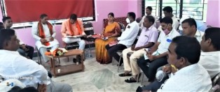 କୋରାଇରେ ବିଜେପି ସଙ୍ଗଠନ ସମ୍ପର୍କରେ ସମୀକ୍ଷା ବୈଠକ ପଂଚାୟତ ନିର୍ବାଚନ ଲାଗି କାର୍ଯ୍ୟକର୍ତାଙ୍କୁ ମାର୍ଗଦର୍ଶନ