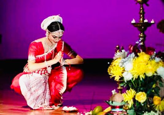 ସଂସ୍କୃତିଙ୍କର ଓଡ଼ିଶୀ ନୃତ୍ୟରେ ଝୁମିଲେ ଆମେରିକୀୟ ଦର୍ଶକ