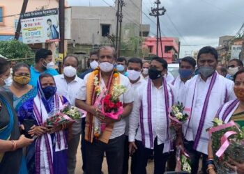ମହତାବ ରୋଡ ରାସ୍ତାର ନବୀକରଣ : ବିଧାୟକ ତଥା ମନ୍ତ୍ରୀ ଅଶୋକ ଚନ୍ଦ୍ର ପଣ୍ଡା ଭିତ୍ତିପ୍ରସ୍ତର ସ୍ଥାପନ