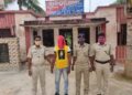 ଚାନ୍ଦପୁର ଥାନା ପୁଲିସ୍ ର ଚଢ଼ାଉ – ମୋବାଇଲ୍ ଲୁଟେରା ଗିରଫ