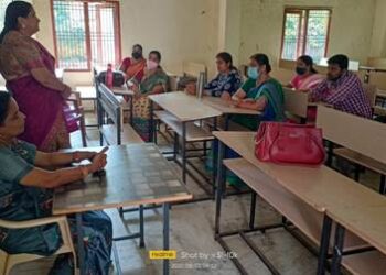 ପାରଳାଖେମୁଣ୍ଡି ସ୍ନାତକ ମହାବିଦ୍ୟାଳୟ ; ପରିଚାଳନା କମିଟିର ପୂର୍ବତନ ସଦସ୍ୟା ସ୍ଵର୍ଗତl ମୀନାକ୍ଷୀ ସାହୁଙ୍କର ପ୍ରଥମ ଶ୍ରାଦ୍ଧ ବାର୍ଷିକୀ ରେ ଶୋକ ସଭା ଅନୁଷ୍ଠିତ