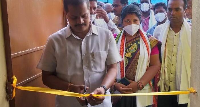 ବିଧାୟକ ଙ୍କ ଦ୍ଵାରା ମିଶନ ଶକ୍ତି ଗୃହ ଭିତ୍ତି ପ୍ରସ୍ତର ସ୍ଥାପନ ସହ ଗୋଷ୍ଠୀ କେନ୍ଦ୍ର ଉଦଘାଟିତ