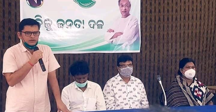 ବରଗଡ଼ : ରୁରାଲ ହାଉସି° ଯୋଜନା ରେ କେନ୍ଦ୍ର କରୁଛି ଷଡ଼ଯନ୍ତ୍ର