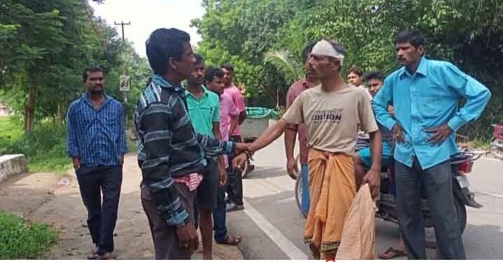 ସାଇକେଲ ଚୋରକୁ ଗ୍ରାମବାସୀମାନେ ଥାନାରେ ଜିମା ଦେଲେ