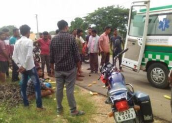ଦୁର୍ଘଟଣାରେ ଦୁଇ ଯୁବକ ଗୁରୁତର – ଓଡ଼ଗାଁ