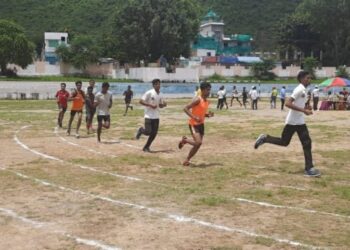 ଜିଲ୍ଲାକ୍ରୀଡା ବିଭାଗ ପକ୍ଷରୁ ପାରଳାଖେମୁଣ୍ଡି ସ୍ଥିତ ଗଜପତି ଷ୍ଟାଡିୟମ ଠାରେ ଜିଲ୍ଲା ସ୍ତରୀୟ କ୍ରୀଡ଼ା ପ୍ରତିଯୋଗୀତା ଅନୁଷ୍ଠିତ