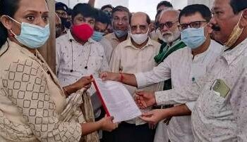 ଓଡ଼ିଶାକୁ ସାର ଯୋଗାଇବା ଦାବି ରେ ବିଜେଡ଼ିର ଧାରଣା