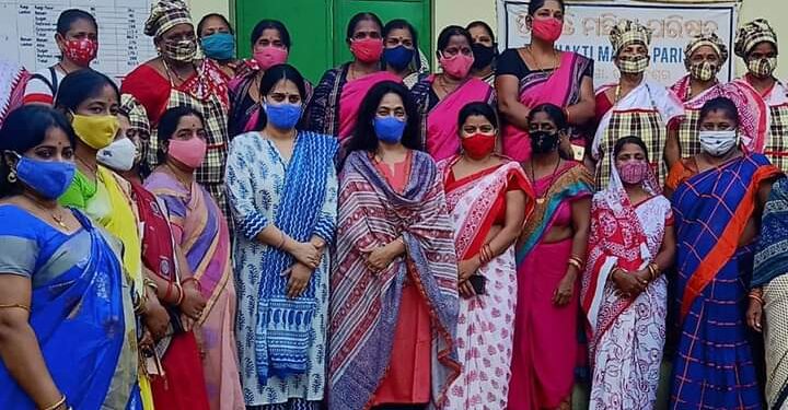ମହିଳାମାନଙ୍କୁ ମିଶନ ଶକ୍ତି ଆନ୍ଦୋଳନ ସହ ଯୋଡ଼ି ସେମାନଙ୍କୁ ସାମାଜିକ ଓ ଅର୍ଥନୈତିକ ଦୃଷ୍ଟିରୁ ସ୍ବାବଲମ୍ବୀ କରିବା ଉଦ୍ଦେଶ୍ୟରେ