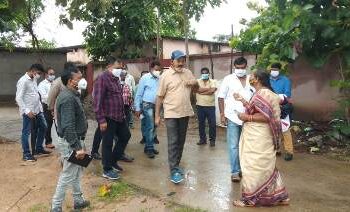 ଗଣଶିକ୍ଷା ସଚିବଙ୍କ ଦୁଇ ଗୋଟି ସ୍ମାର୍ଟ ସ୍କୁଲ ପରିଦର୍ଶନ