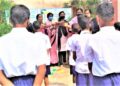 ୧୮ମାସ ପରେ ଖୋଲିଲା ୮ମ ଶ୍ରେଣୀ ; ବିଦ୍ୟାଳୟରେ ଛାତ୍ରଛାତ୍ରୀଙ୍କୁ ସ୍ୱାଗତ