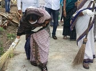 ବିଧାୟିକା ରୀତା ସାହୁ ଙ୍କ ସଫେଇ କାର୍ଯ୍ୟକ୍ରମ