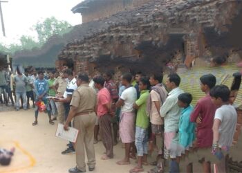 ସ୍ବାମୀଙ୍କ ବେକରେ ଗାମୁଛା ଭିଡ଼ି ହତ୍ୟା କଲେ ସ୍ତ୍ରୀ