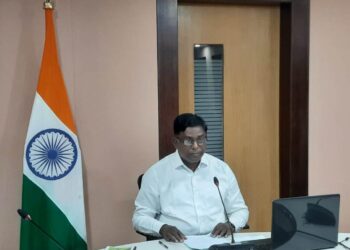 ସାମୁଦ୍ରିକ ଜୁଆରଠାରୁ ଚିଲିକାବାସୀଙ୍କ ସୁରକ୍ଷା ପାଇଁ ବନ୍ଧ ନିର୍ମାଣ ଉପରେ ଯୋଜନା ବୋର୍ଡ ଉପାଧ୍ୟକ୍ଷଙ୍କ ଗୁରୁତ୍ୱ ମାଳିସାହି ପାଖ ସେତୁ କାର୍ଯ୍ୟ ଶୀଘ୍ର ଆରମ୍ଭ କରିବାକୁ ମୁଖ୍ୟ ଶାସନ ସଚିବଙ୍କ ନିର୍ଦ୍ଦେଶ