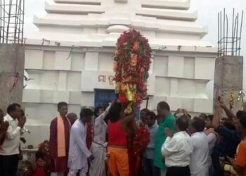 ମିଲକି ପ୍ରଗଣାର ମା ଡୋକରୀ ବୁଢ଼ୀଙ୍କ ଛତର ଯାତ୍ରା ସମ୍ପନ୍ନ